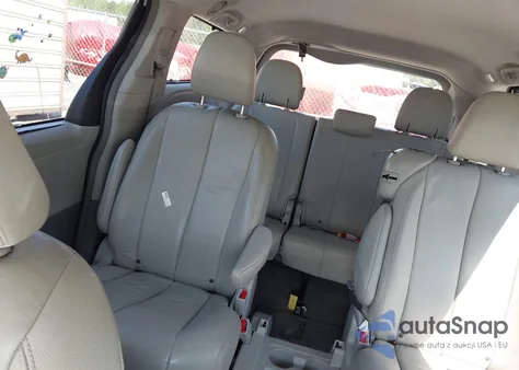 2013 Toyota Sienna Xle V6 8 Passenger from USA, damaged, VIN 5TDYK3DC5DS331792